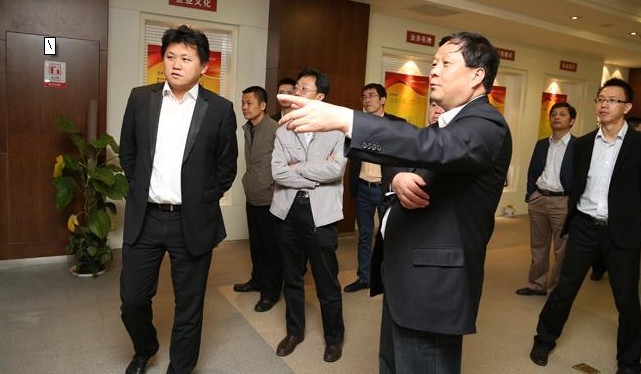 石羊集团董事长_石羊集团好邦冰鲜鸡肉(2)