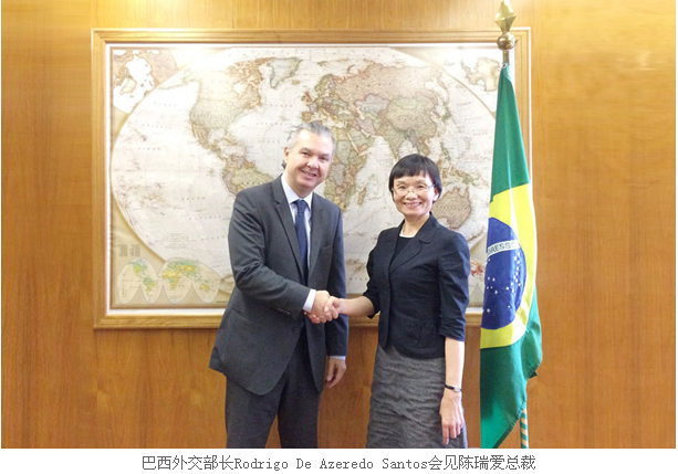 陈瑞爱总裁考察全球知名口蹄疫疫苗生产企业I