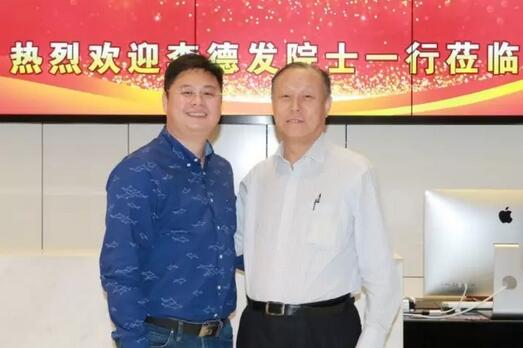 邹董事长(3)